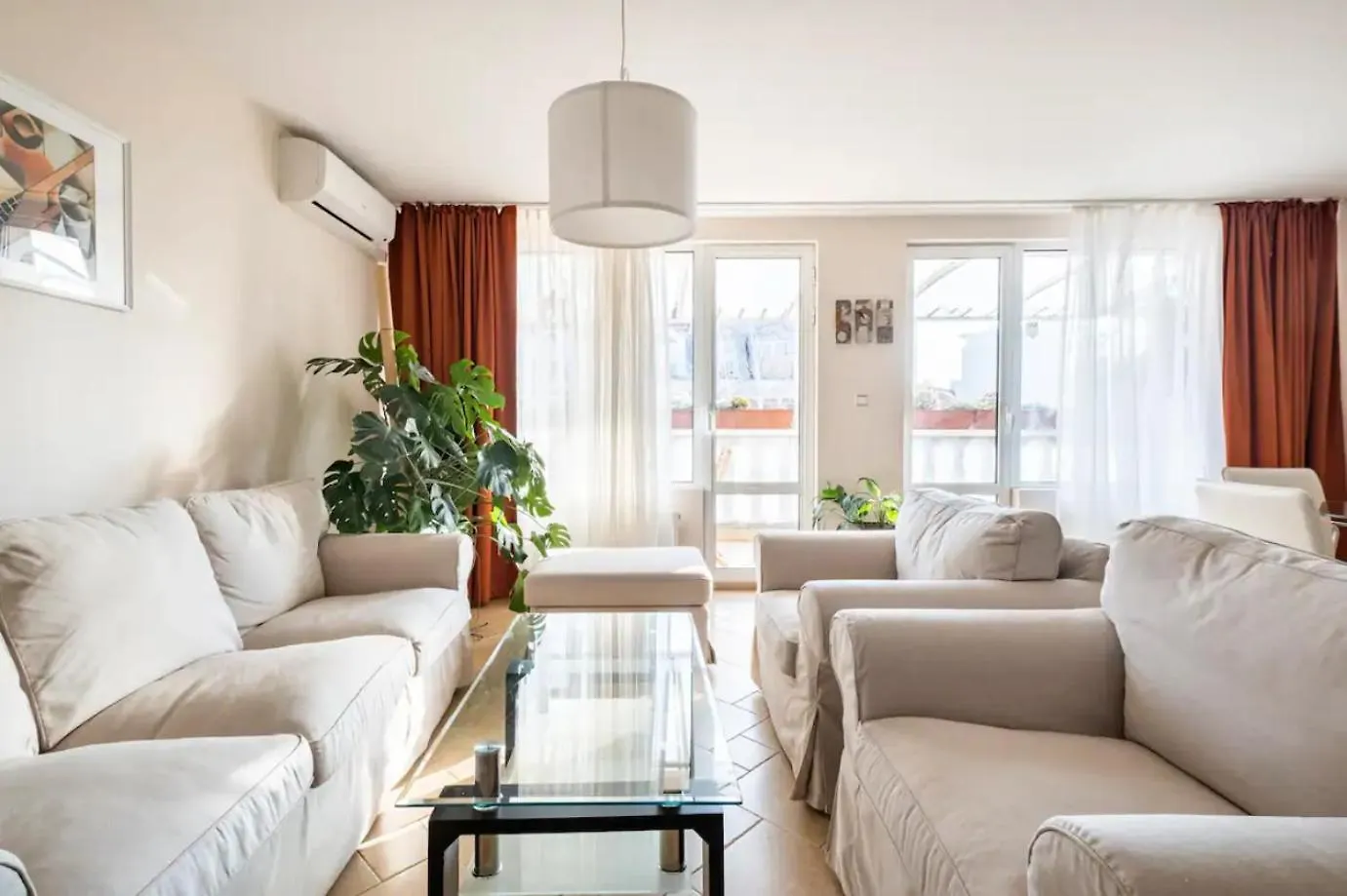 2Bdr Duplex Apartment With Parking location